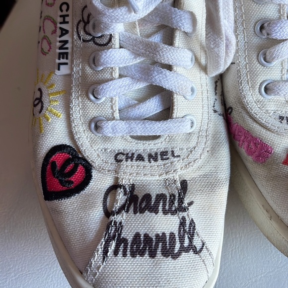 CHANEL X PHARRELL White Graffiti Limited Edition Sneakers, size 6 - Picture 4 of 13